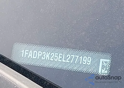 2014 Ford Focus Se z USA, uszkodzony, nr VIN 1FADP3K25EL277199